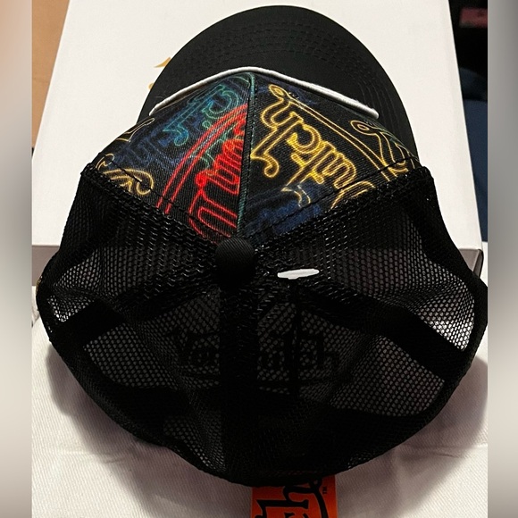 VON DUTCH Neon Trucker hat NWT 🧢 RETAIL $89 - Picture 5 of 7